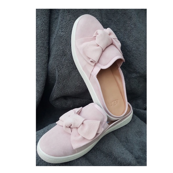ugg luci bow slip on